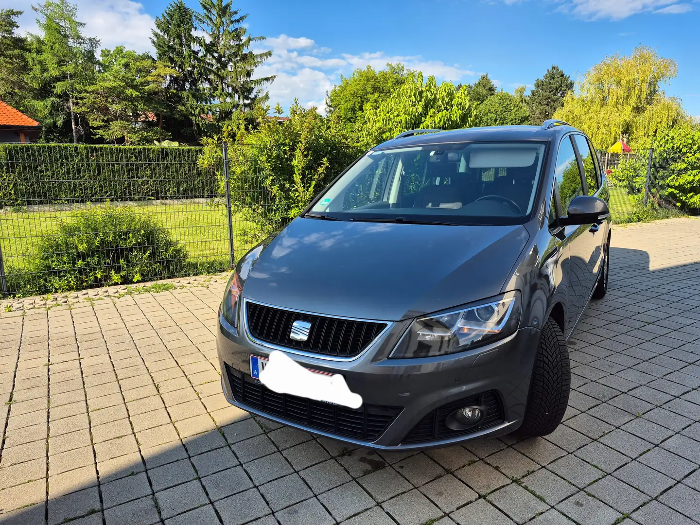 SEAT Alhambra Alhambra Style 2,0 TDI CR DPF Style Grau - 1