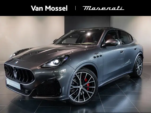 Maserati Grecale 3.0 V6 Trofeo Rood leder | Panoramadak | Surround