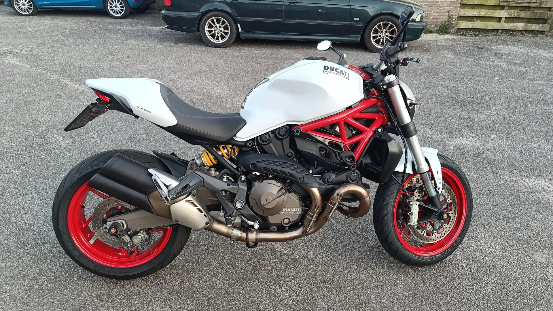 Ducati Monster 821 Alb - 1