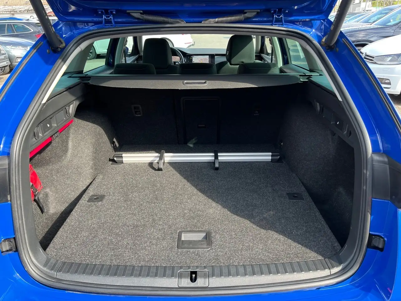 Skoda Octavia Combi 2,0 TDI 4x4 Ambition DSG NP:, миниатюра 15