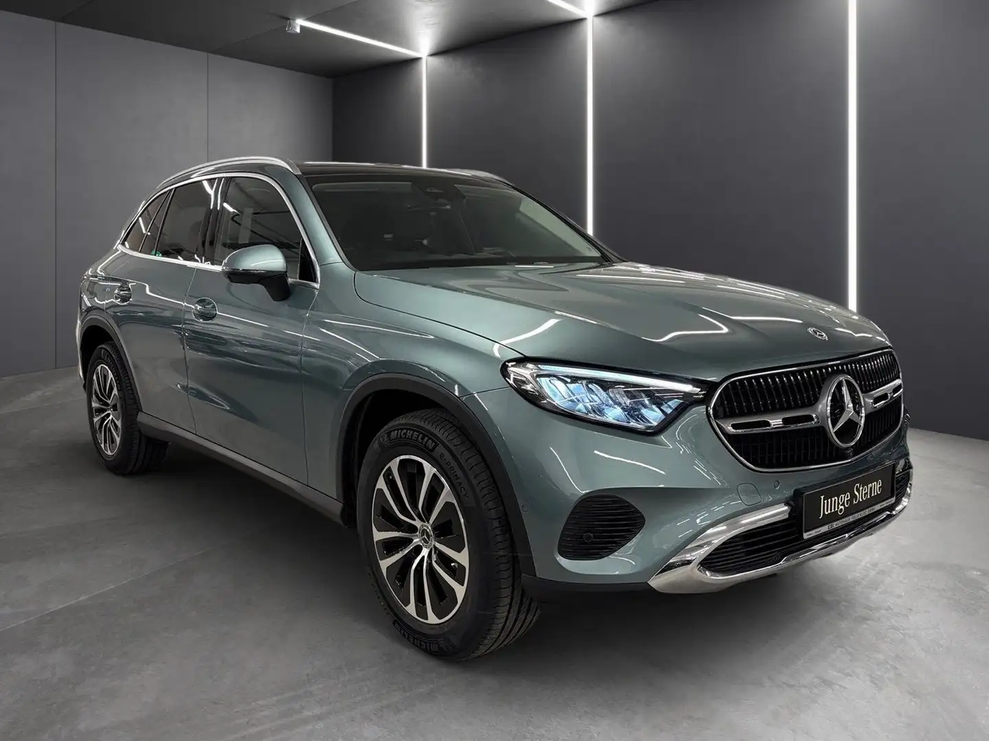 Mercedes-Benz GLC 200 4M Avantgarde*AHK*360°*STDHZG*Pano*Totw* Argento - 2