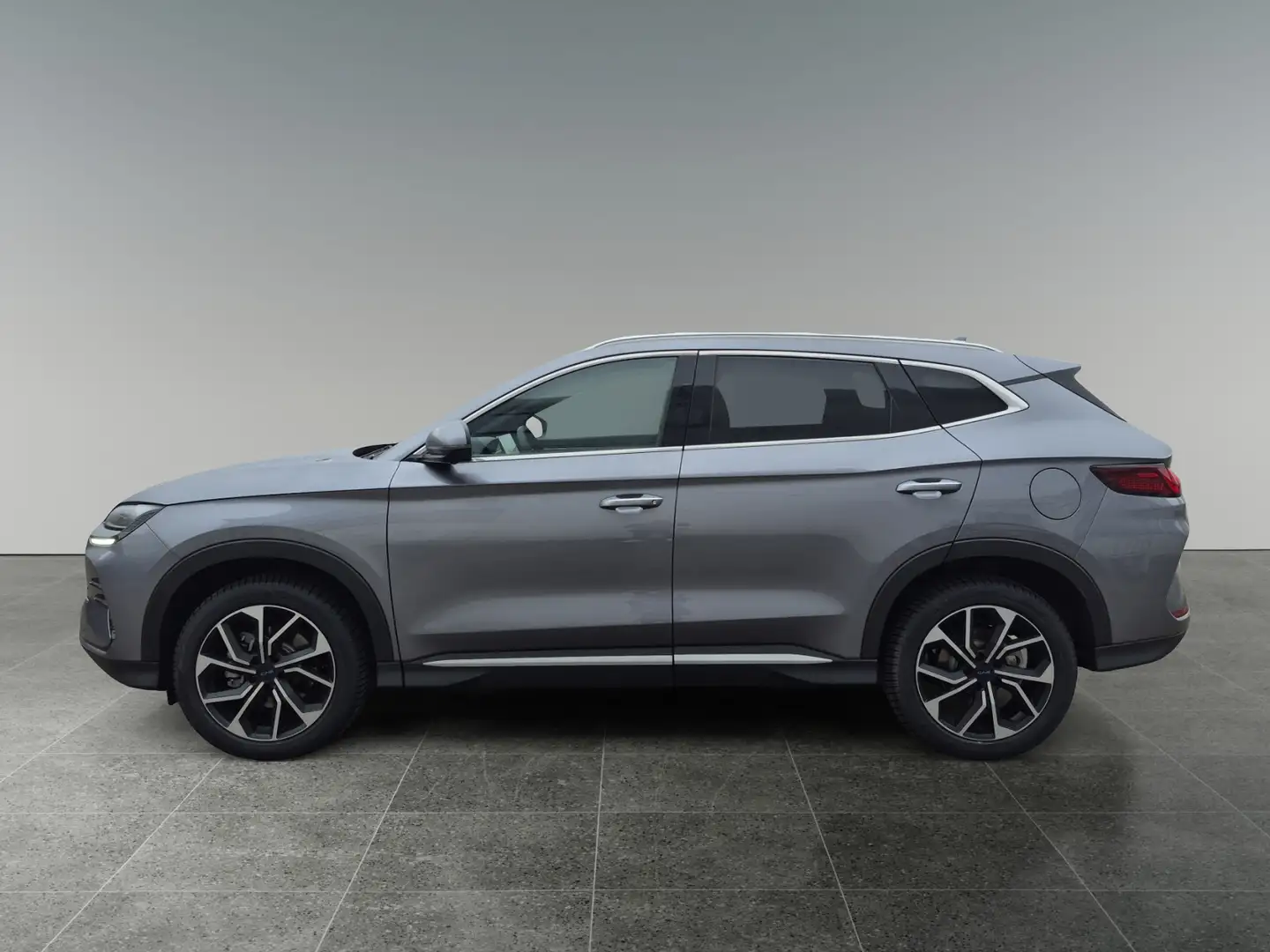 BYD Seal U DM-i Design AWD Grau - 2