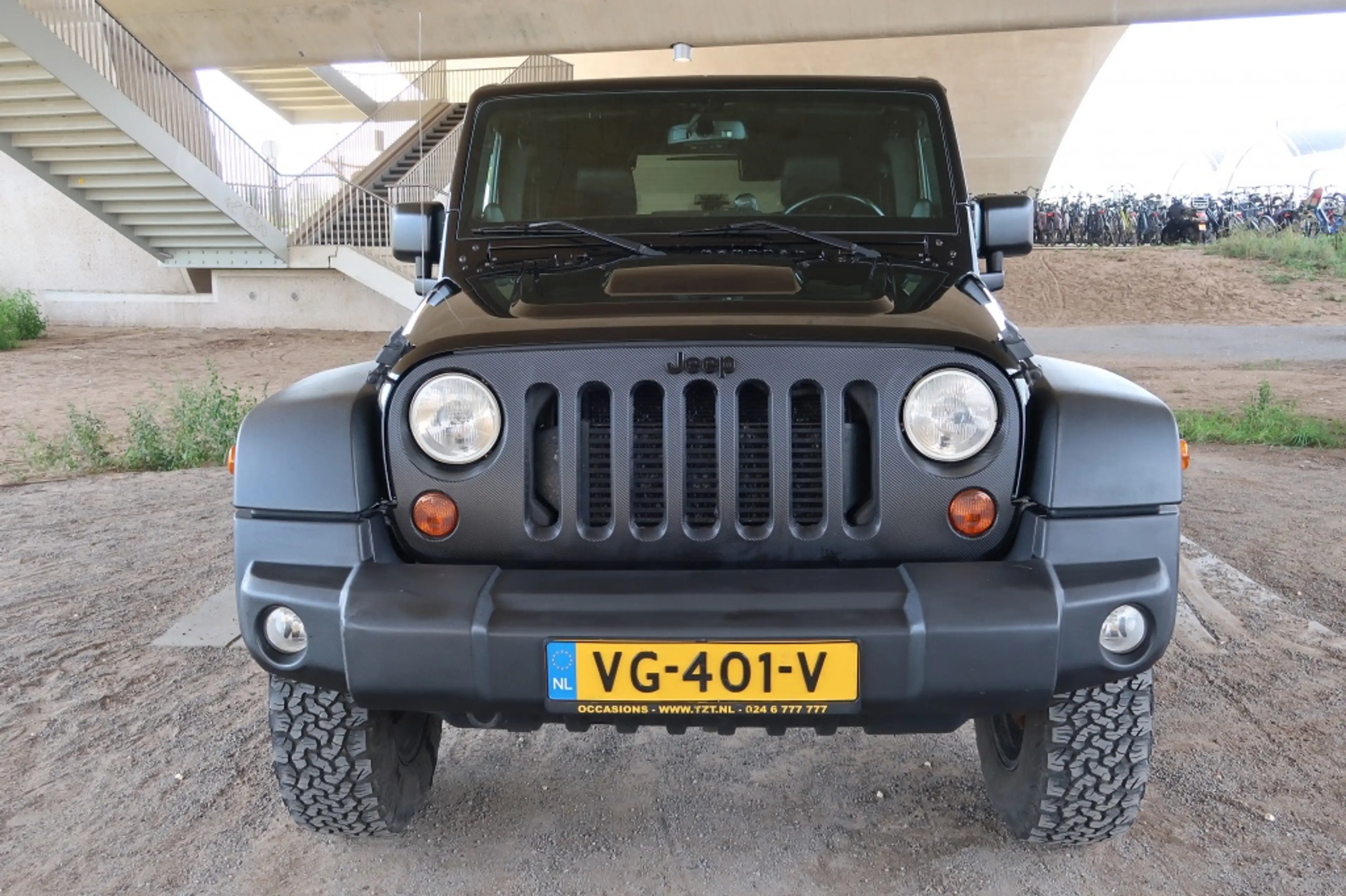 Jeep Wrangler 4x4 2.8 CRD Sport Unlimited 200 pk Grijs Kenteken — photo 2