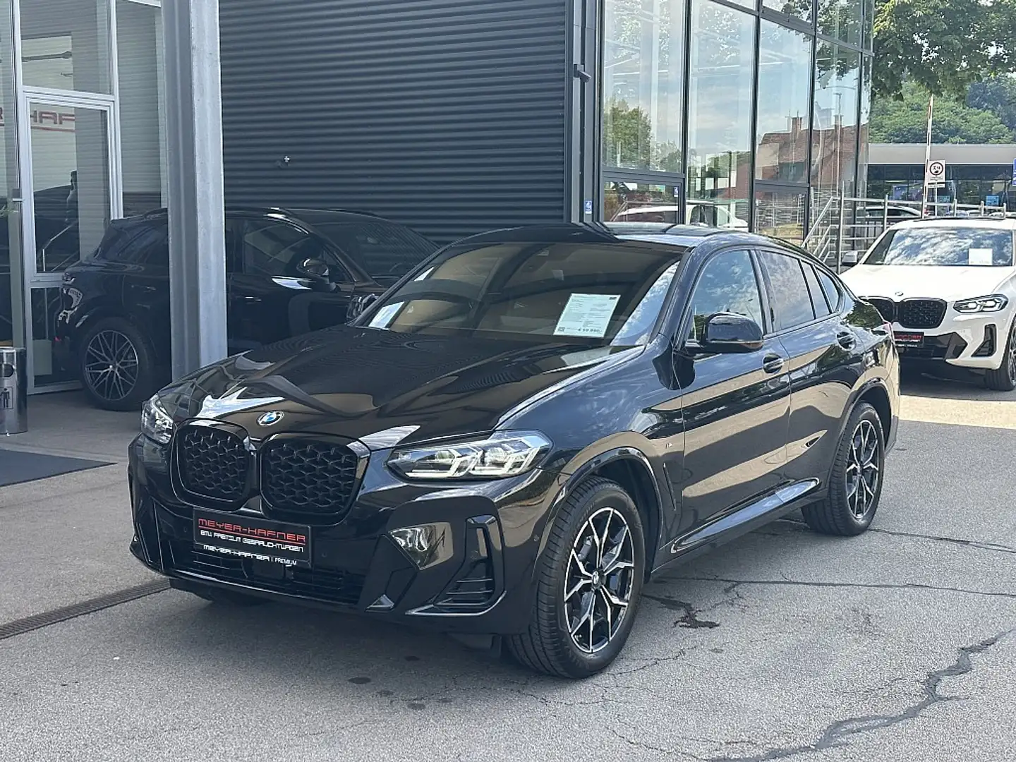 BMW X4 xDrive20i M-Paket Aut. Schwarz - 1