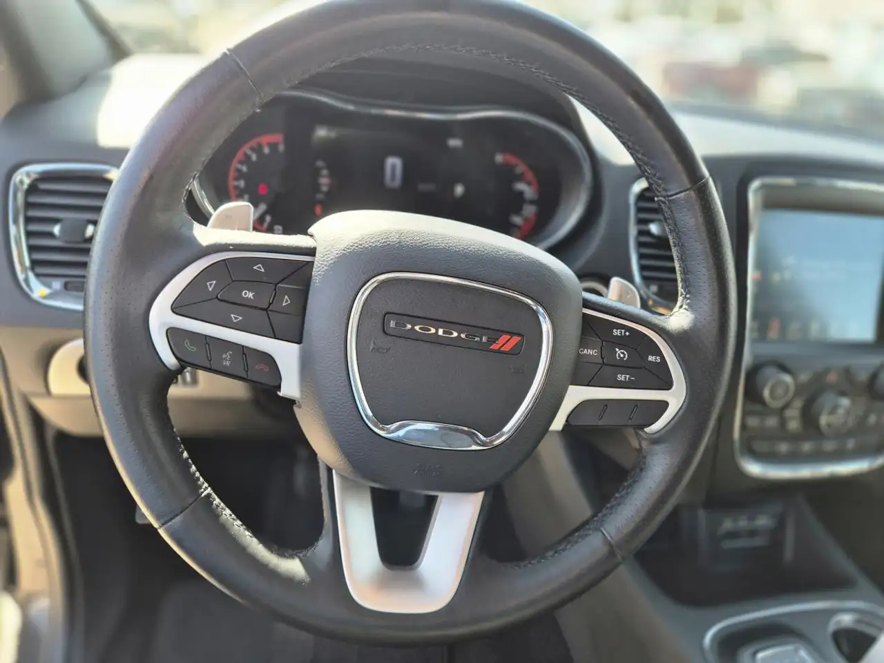 Dodge Durango снимка Dodge Durango