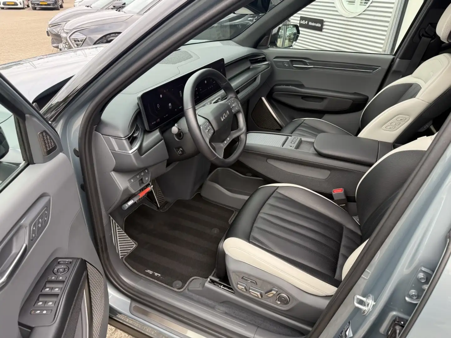 Kia EV9 LAUNCH EDITION GT-LINE 7-Persoons 99.8 kWh 385PK Grün - 2