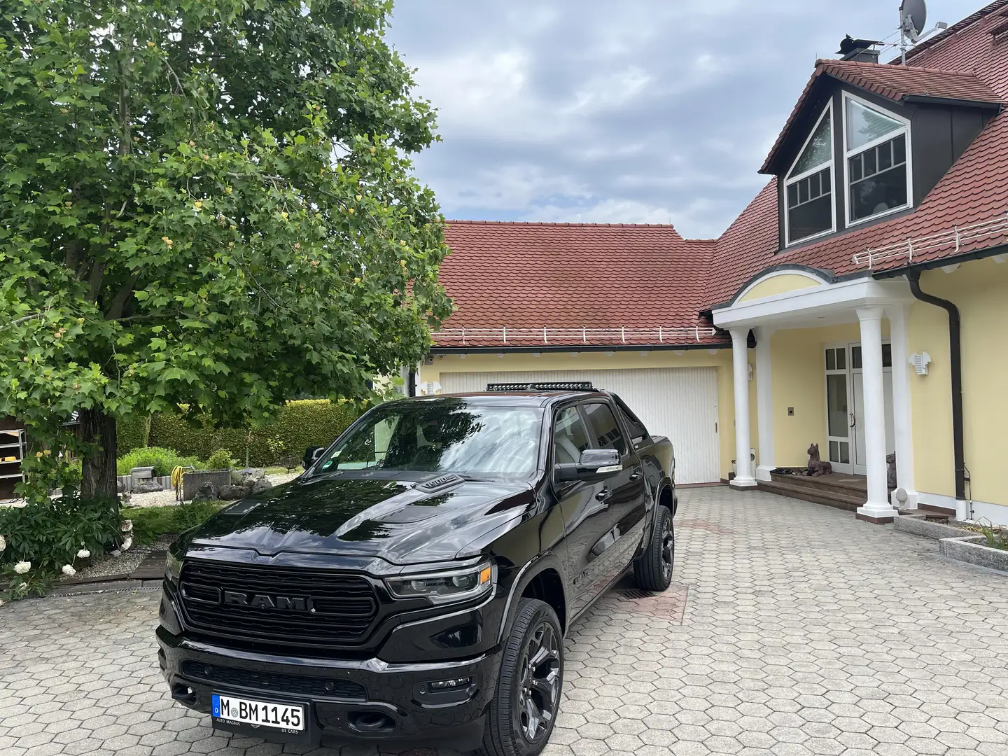 Dodge RAM Limited Night Schwarz - 2