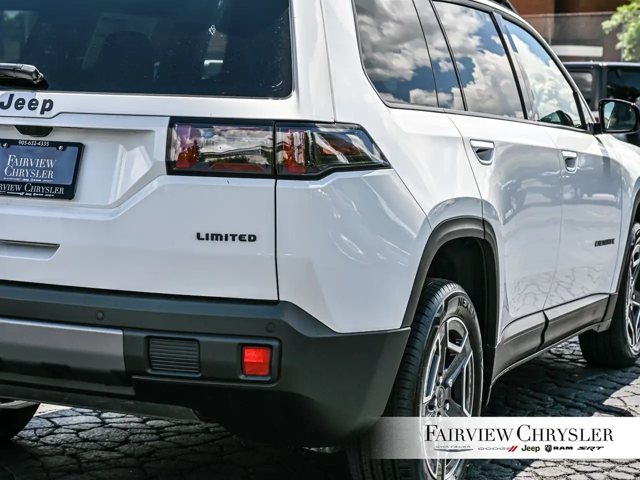 Jeep Cherokee снимка Jeep Cherokee