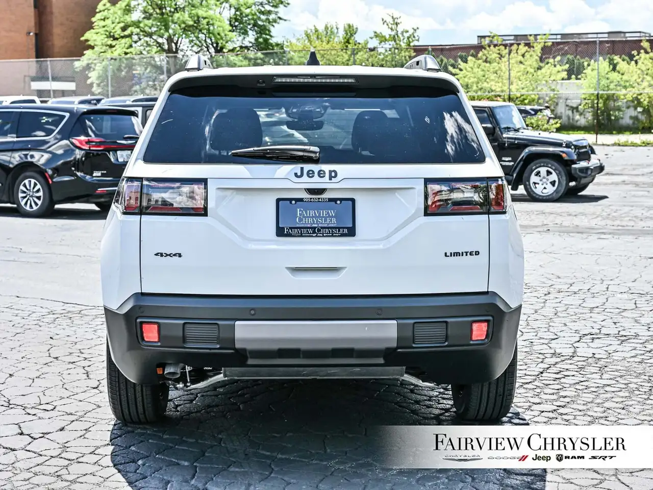 Jeep Cherokee снимка Jeep Cherokee