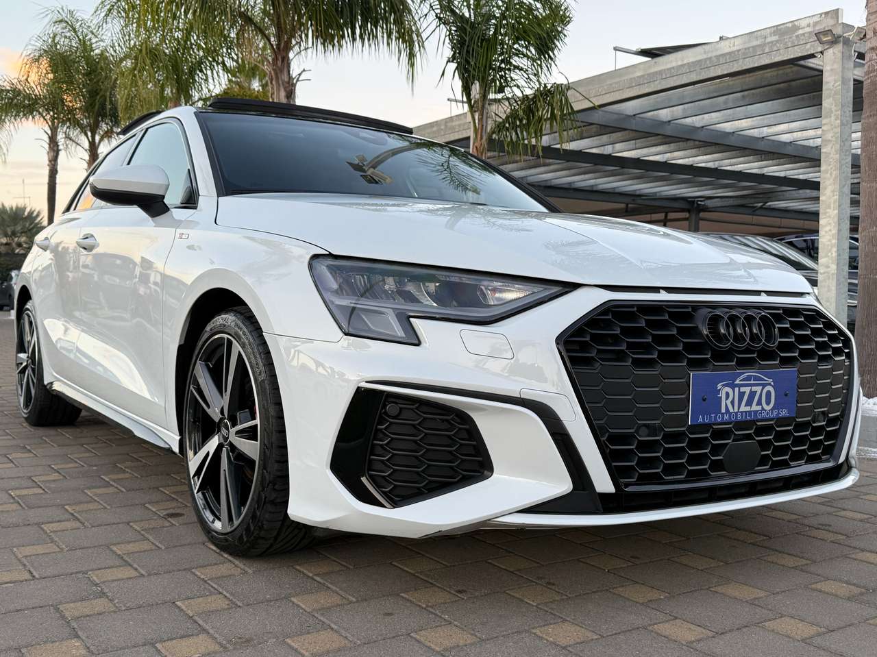 Audi A3 SPB 35TDI 150CV 3XS-LINE IDENTITY BLACK TETTO COCK