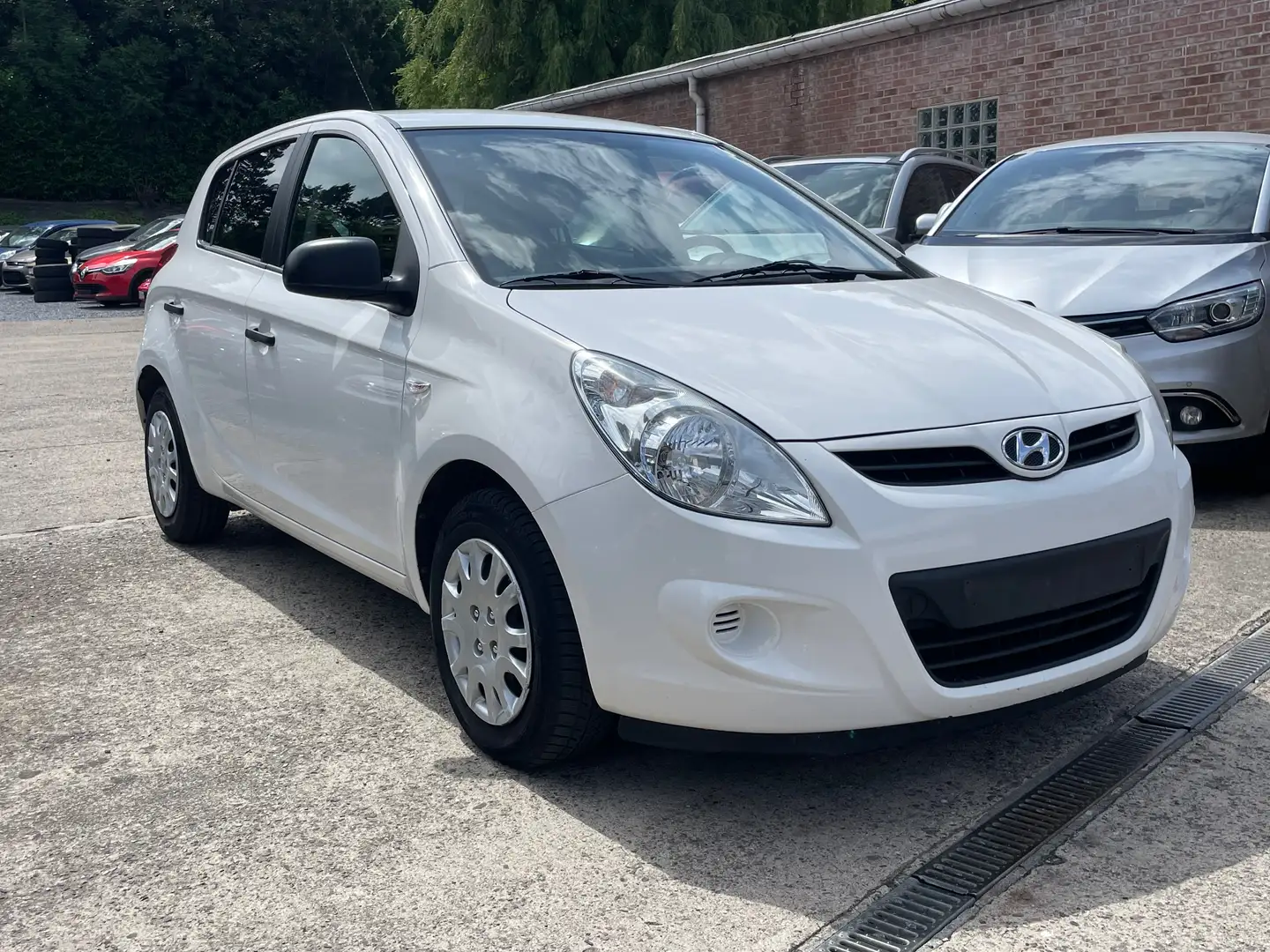 Hyundai i20 i20 1.4 CRDi Lounge Blue FAP Blanc - 1