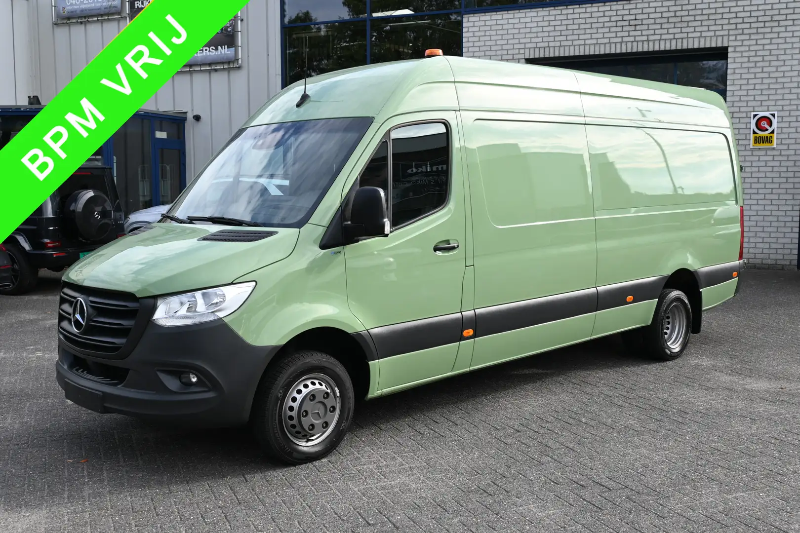 Mercedes-Benz Sprinter 516 CDI L3H2 3500 kg trekhaak, Geveerde stoel, MBU Groen - 1