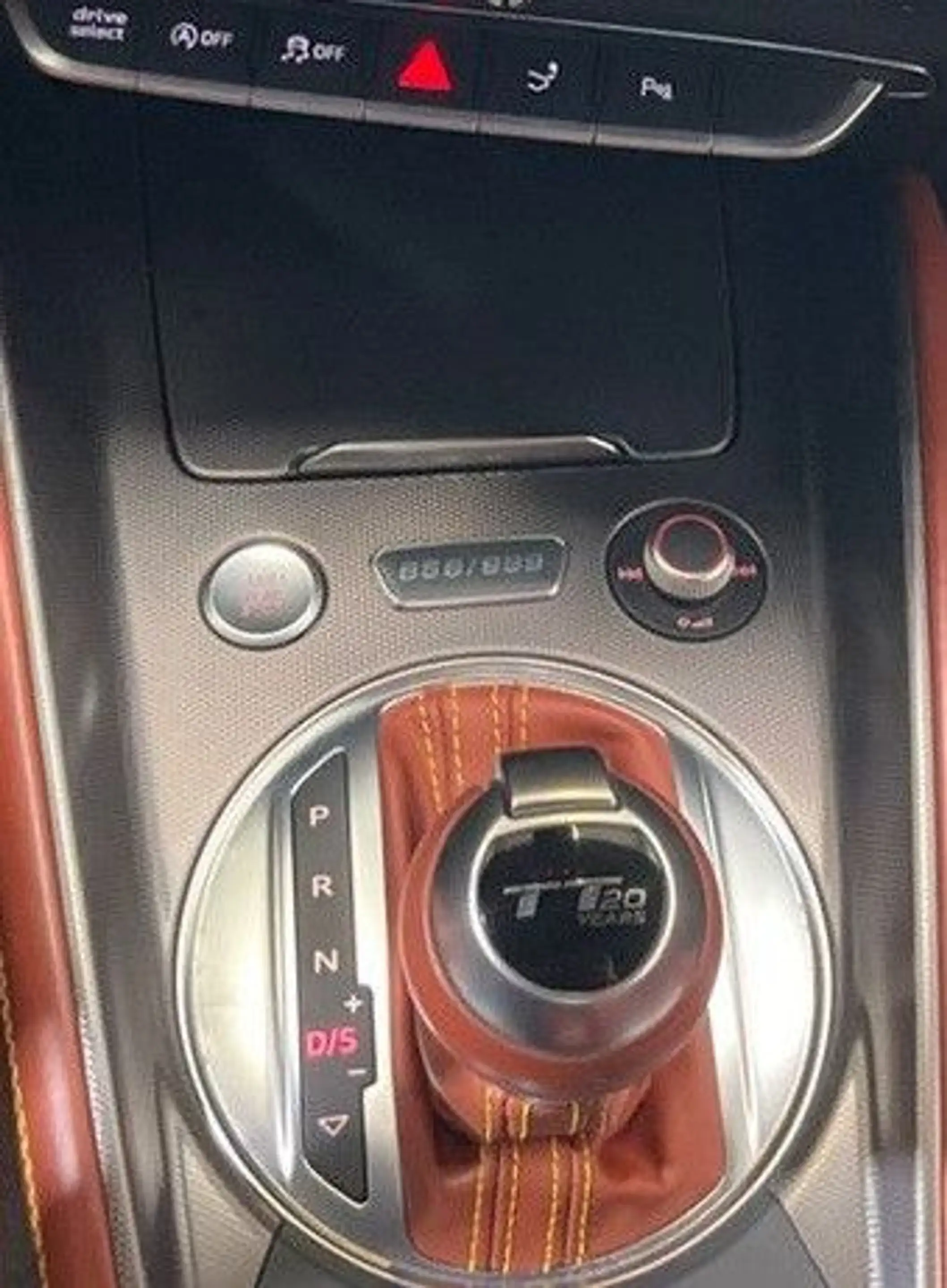 Audi TT Coupe 45 TFSI quattro Edit. TT 20 years — photo 8