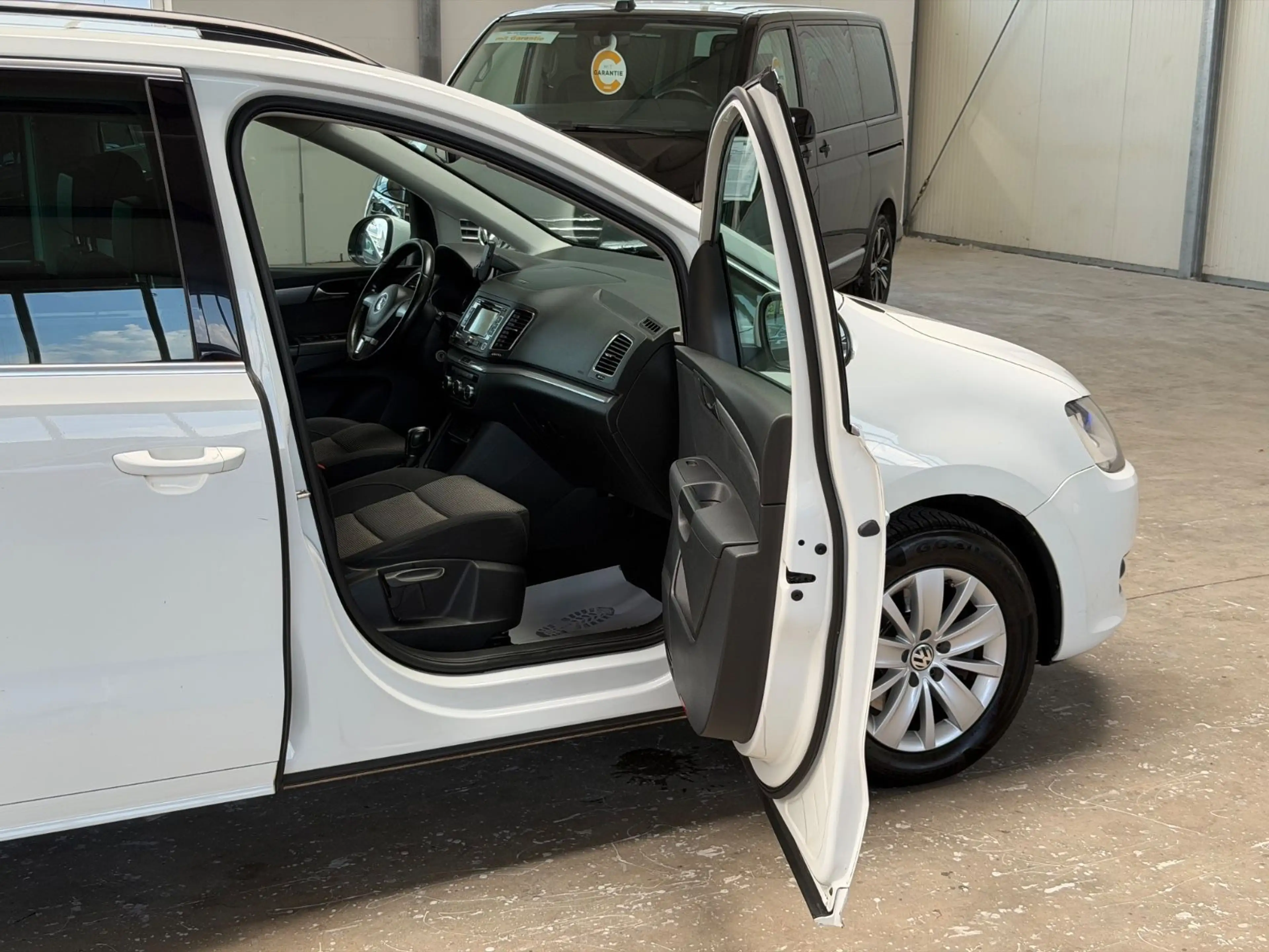 Volkswagen Sharan 2.0 TDI DSG BMT *AUTOMATIK*6-SITZER*AHK* — photo 10