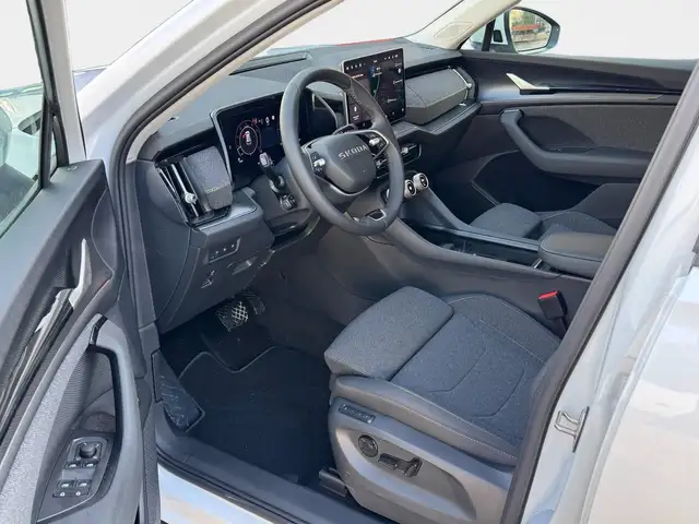 Skoda Kodiaq Selection 2.0 TSI 4x4 7 Sitzer Anhängerkupplung... Ansicht 8