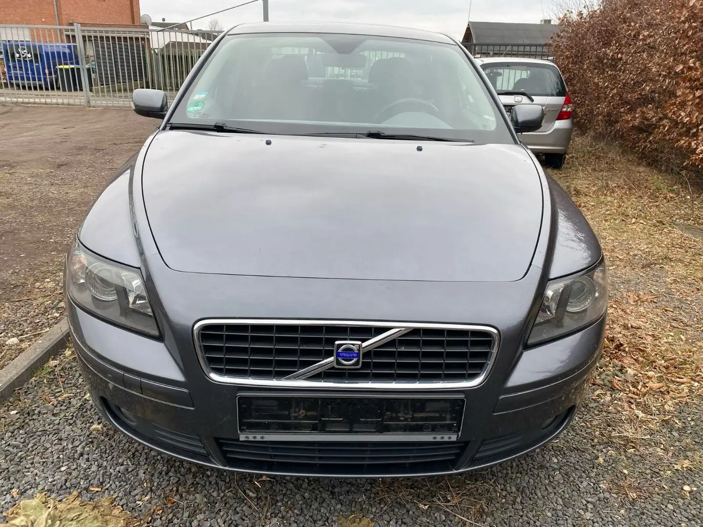 Volvo S40 Lim. 1.8 Kinetic*Klima*Tüv*ELEKTROSCHADEN* Gris - 2