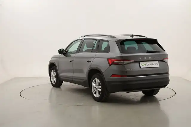 Skoda Kodiaq view 3