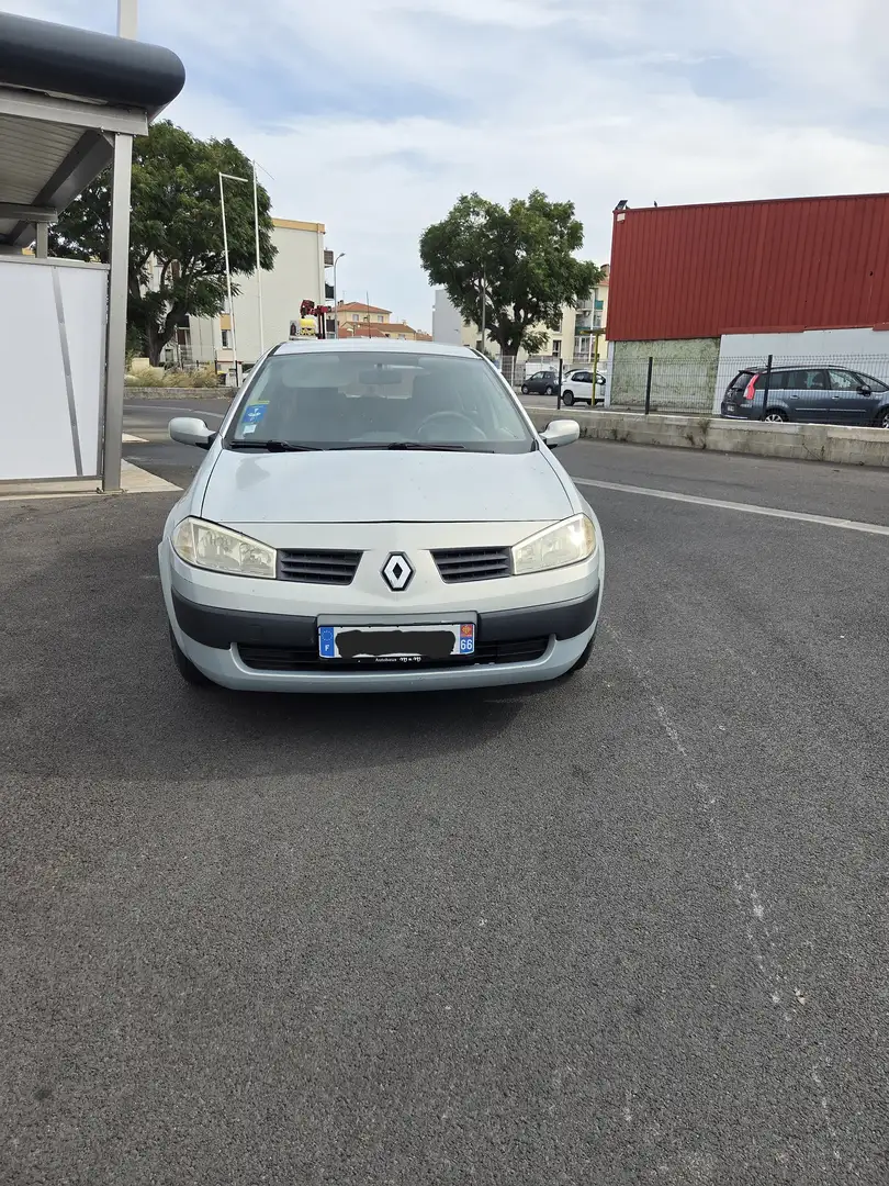 Renault Megane Mégane 1.4 16V 98 Confort Authentique Gris - 1