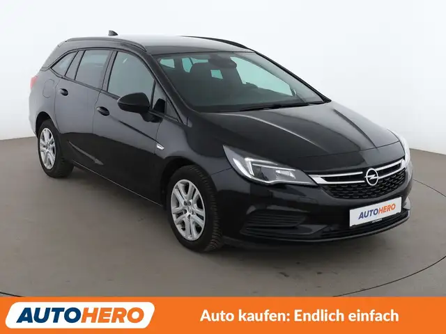 Opel Astra view 8