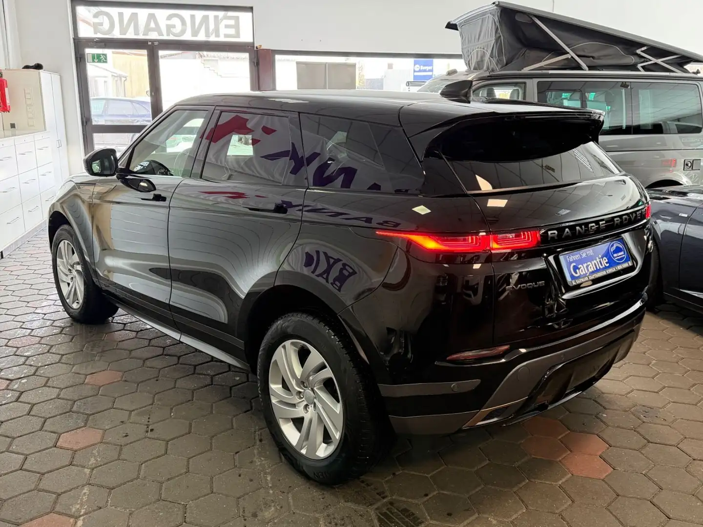Land Rover Range Rover Evoque R-DYNAMIC*LED*LEDER*CARPLAY* Schwarz - 2