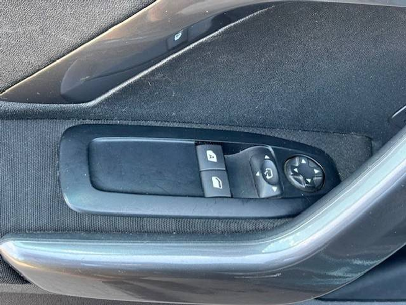 Peugeot 2008 Navigatie/cruise controle/automatisch airco — photo 5