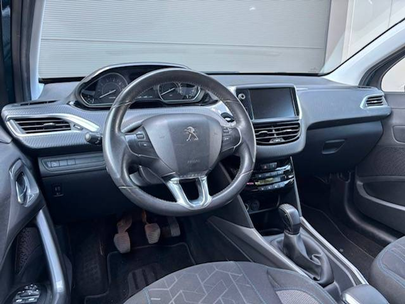 Peugeot 2008 Navigatie/cruise controle/automatisch airco — photo 10