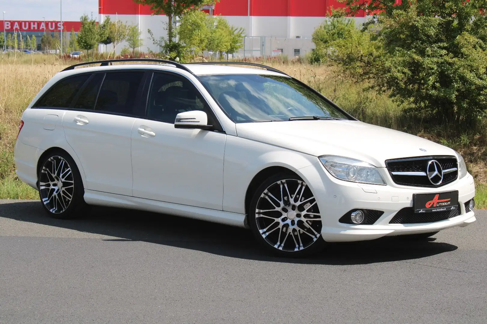 Mercedes-Benz C 250 T CDI BE *AMG-Paket/Comand/AHK/Xenon/19'!* Weiß - 2