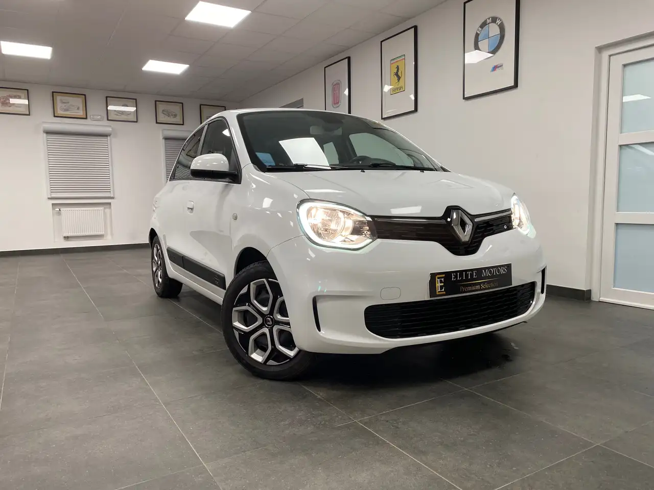 Renault Twingo 1.0i SCe Signature 1erMAIN / CARNET COMPLET / ETAT NEUF / FULL OPTIONS, миниатюра 3