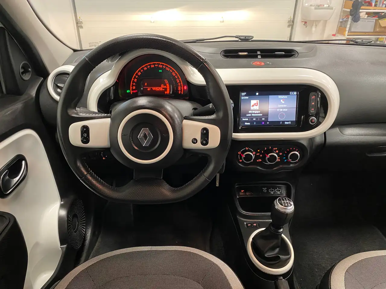 Renault Twingo 1.0i SCe Signature 1erMAIN / CARNET COMPLET / ETAT NEUF / FULL OPTIONS, миниатюра 12