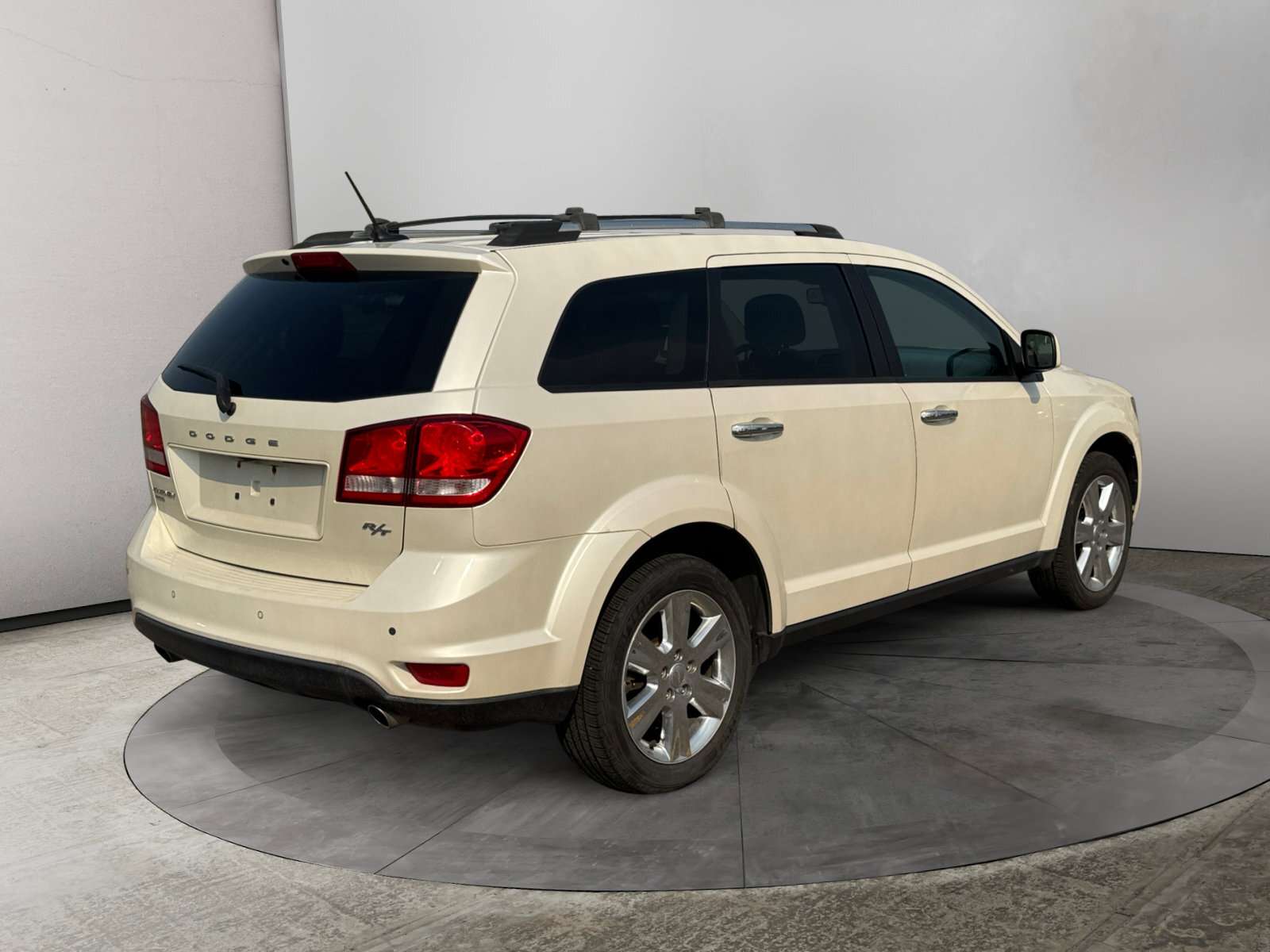 2015 Dodge Journey R/T / 7 PASS / REAR ENTERTAINMENT — снимка 1