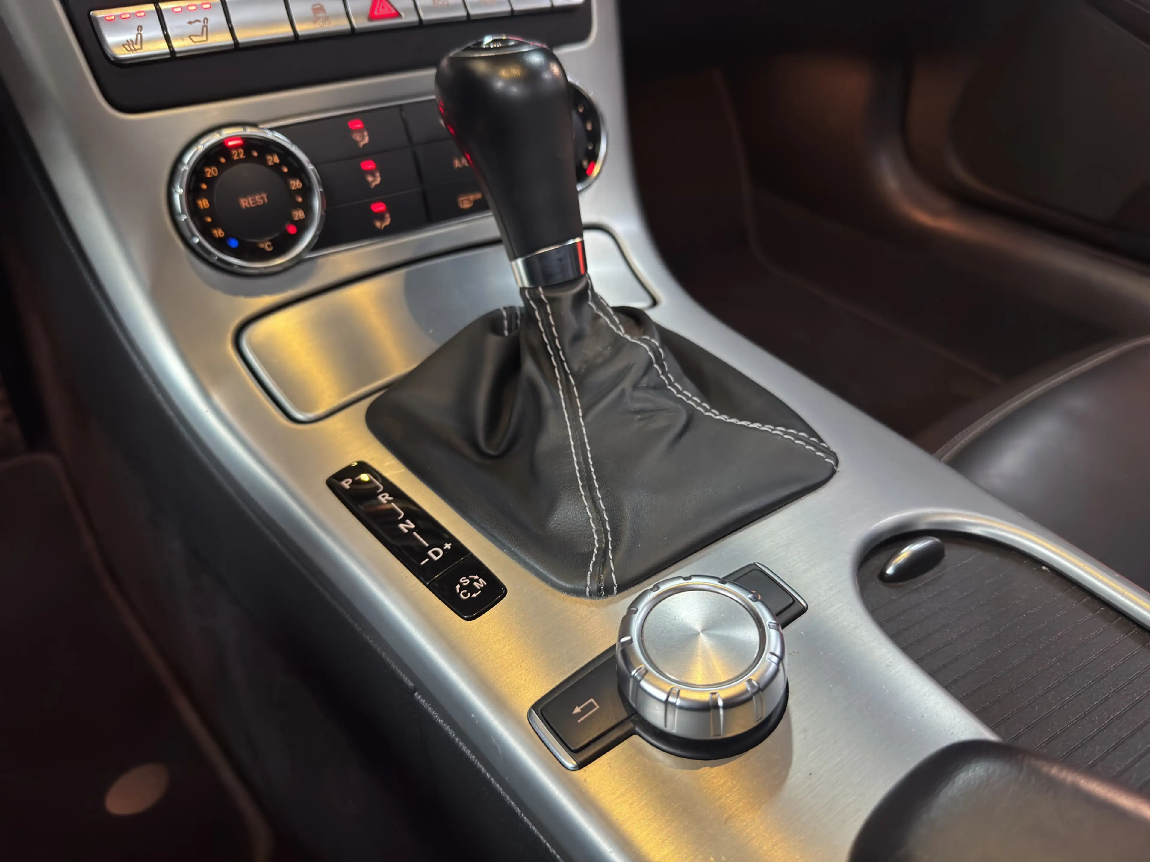 Mercedes-Benz SLK 55 AMG 7G Tr. *2.Hand *IWC Uhr *Glasdach * — photo 15