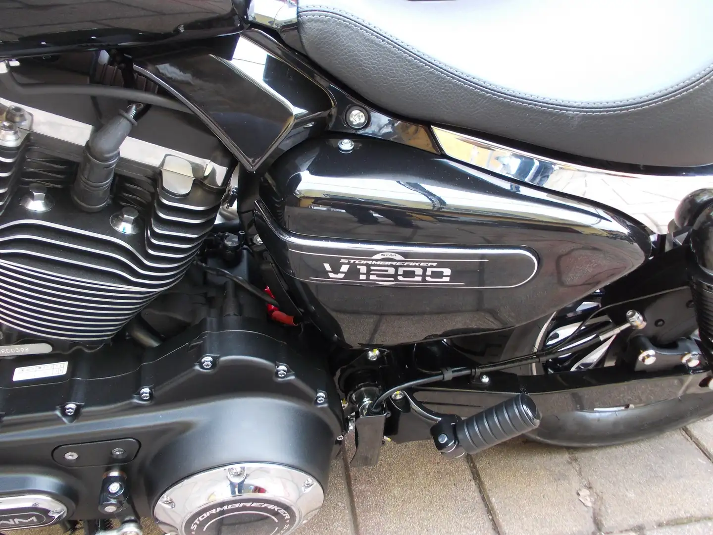 SWM STORMBREAKER 1200 Nero - 2