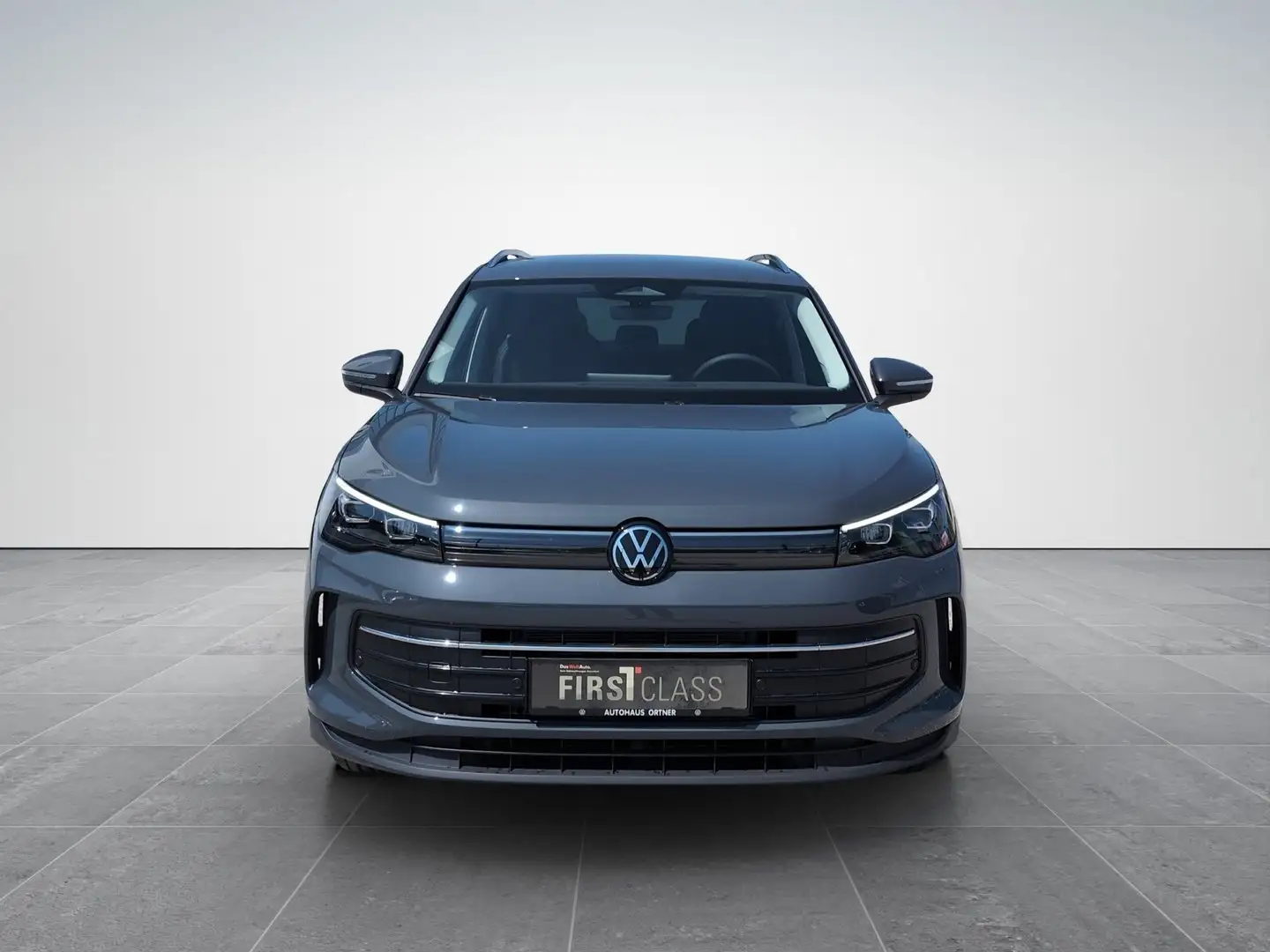 Volkswagen Tiguan Friends eTSI DSG Grau - 2