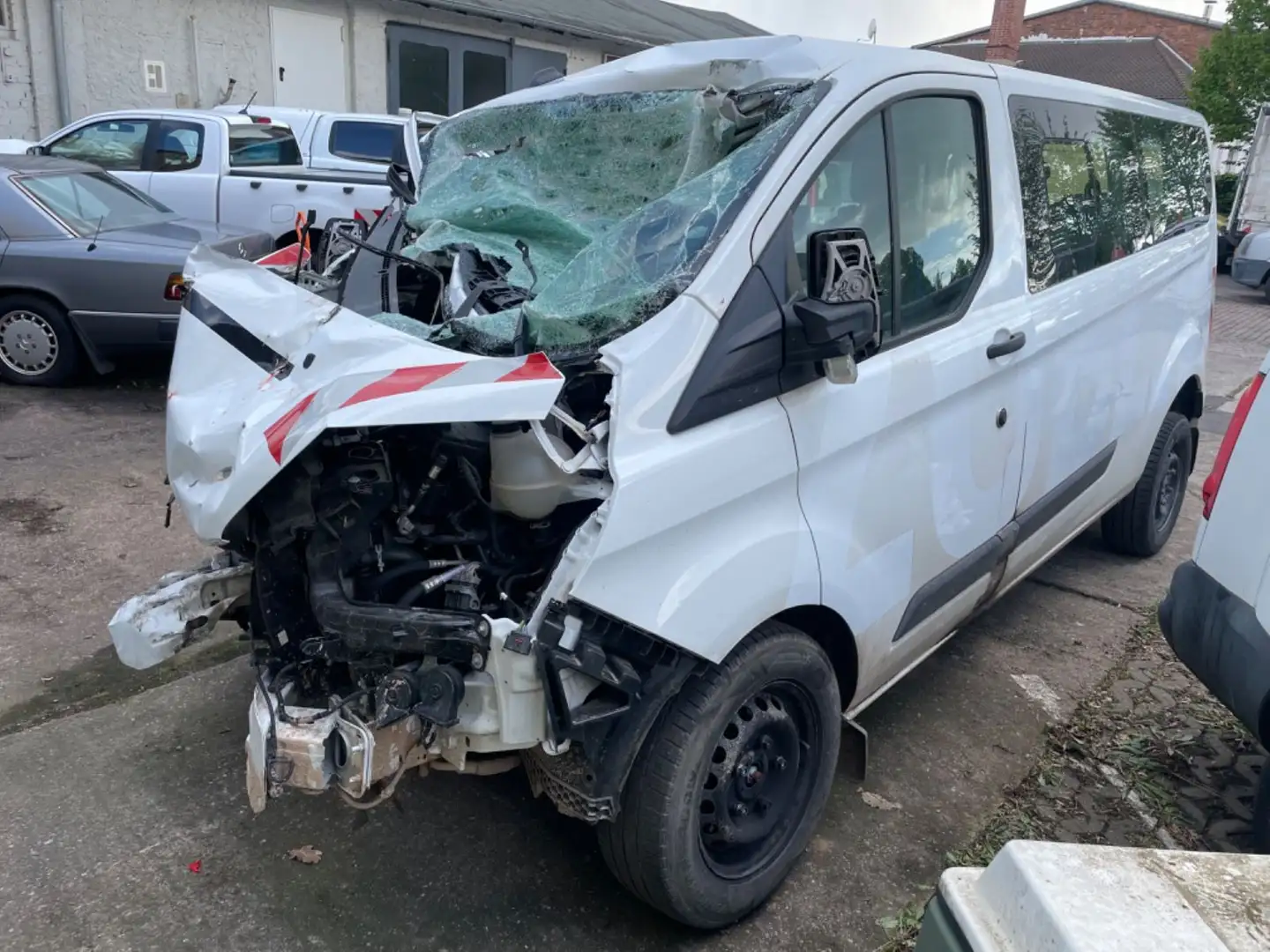Ford Transit Custom Unfall 1.Hand Klima Standheizung Blanc - 1