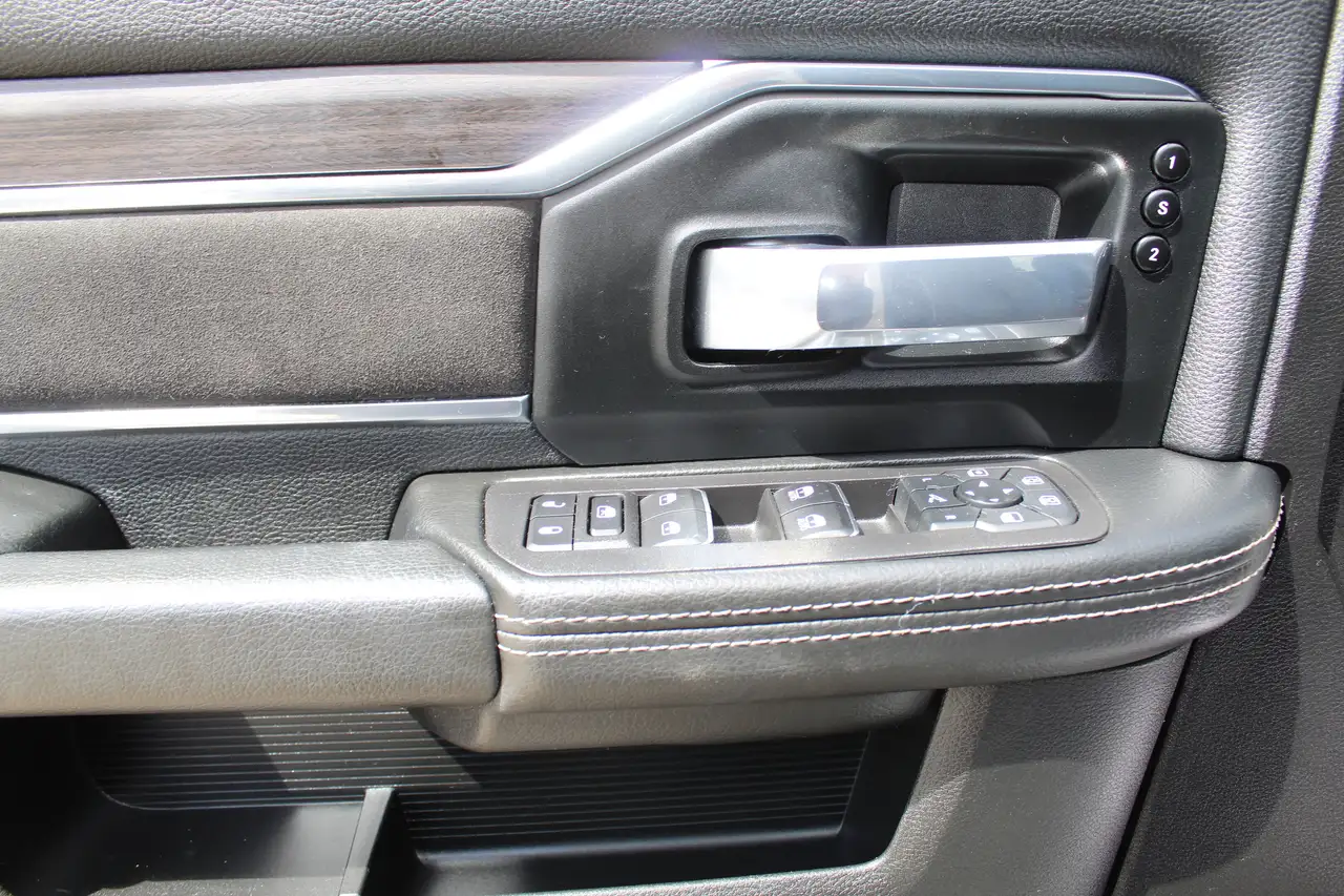 RAM 2500 photo RAM 2500