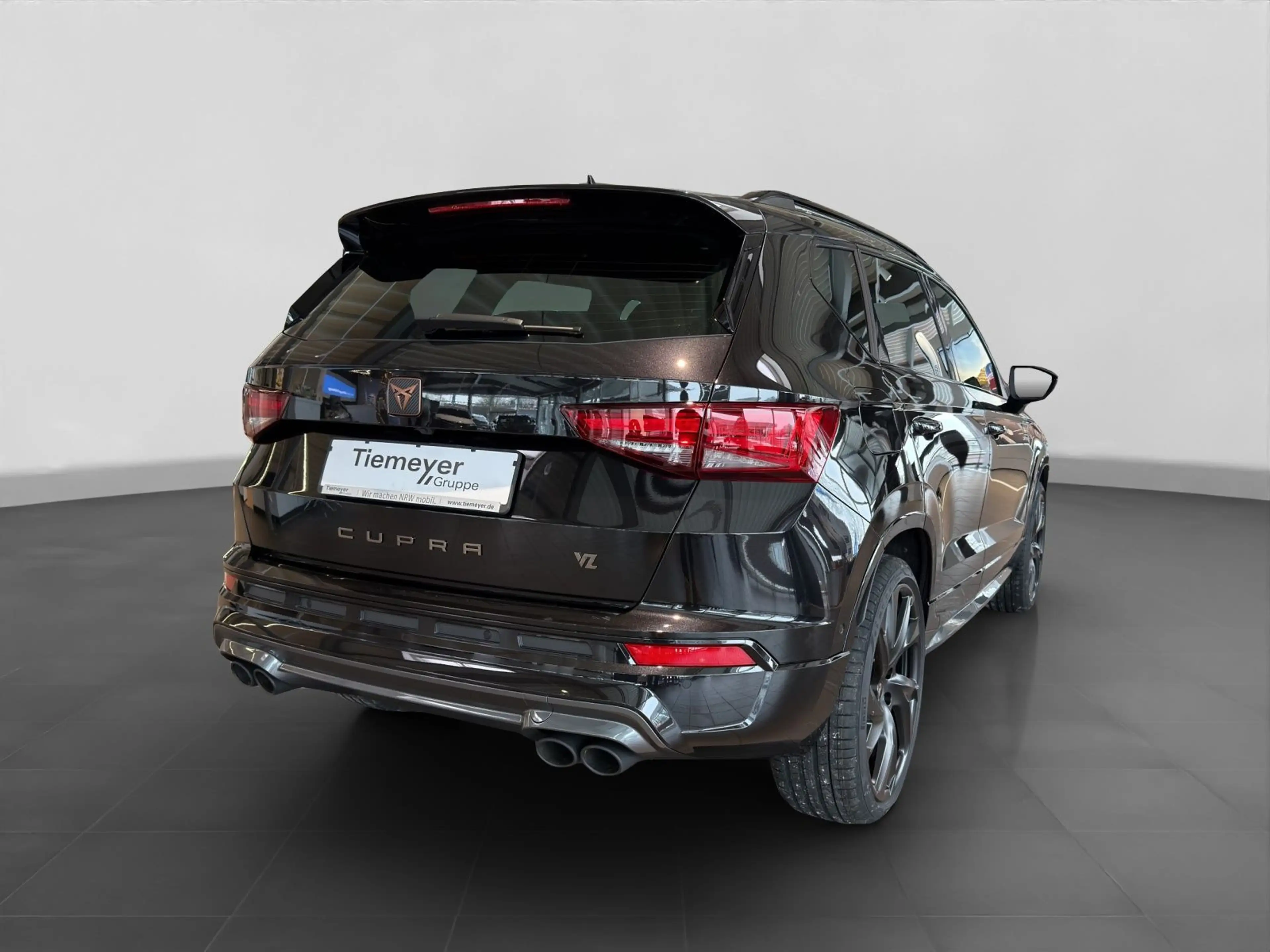 CUPRA Ateca 2.0 TSI DSG VZ 4DRIVE AREA VIEW BREMBO NAV — photo 3