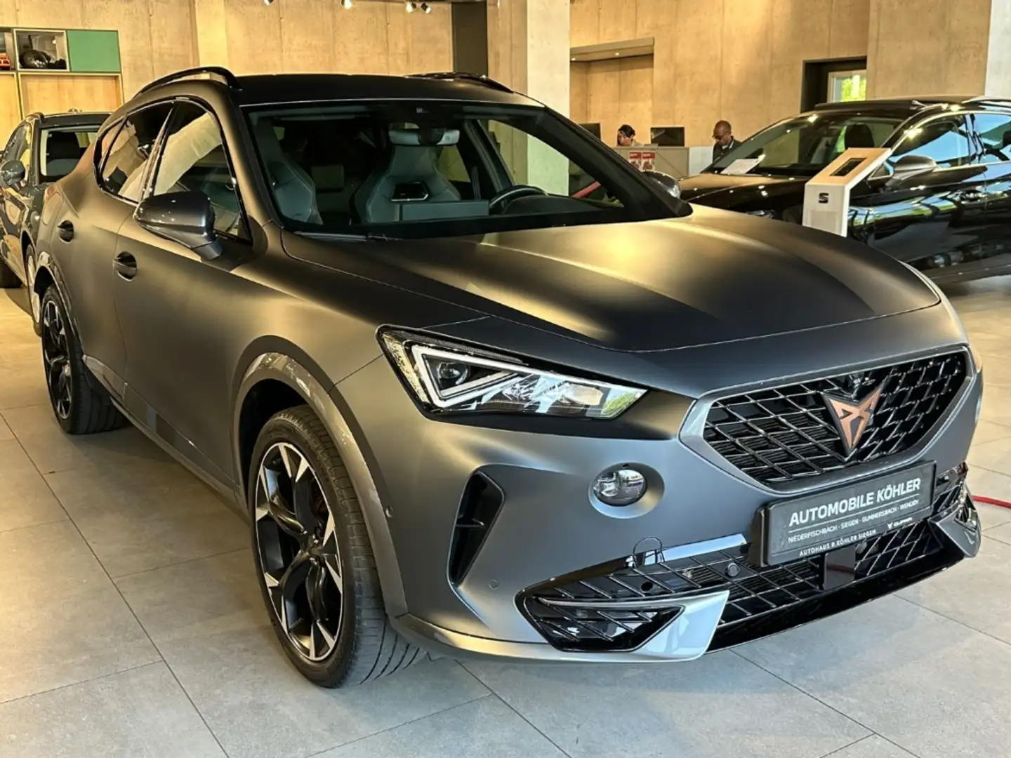 CUPRA Formentor VZ e-Hybrid / MATT Grau / Top View Kamera / Navi Grijs - 2