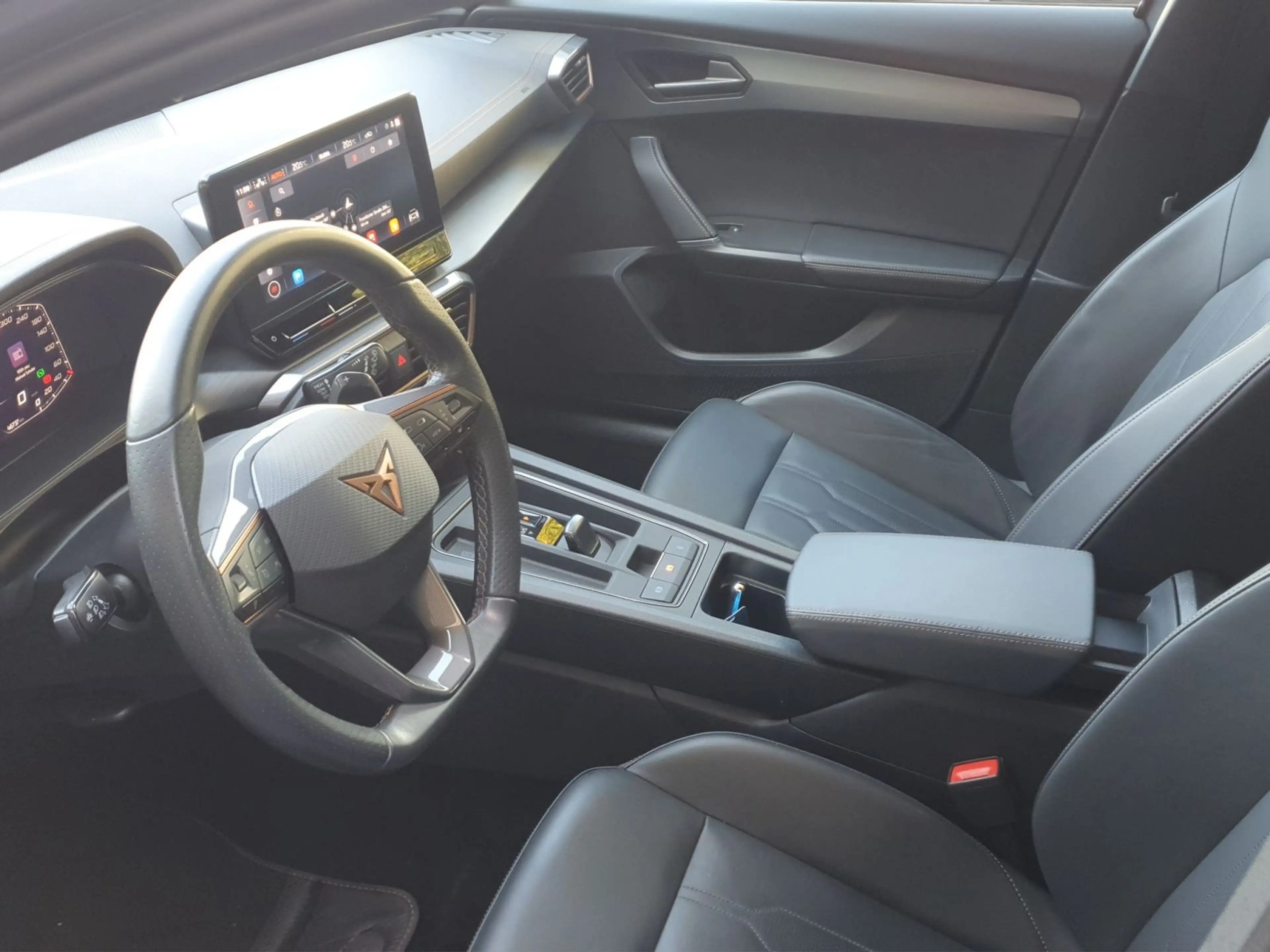 CUPRA Formentor 1.5 TSI DSG — photo 9