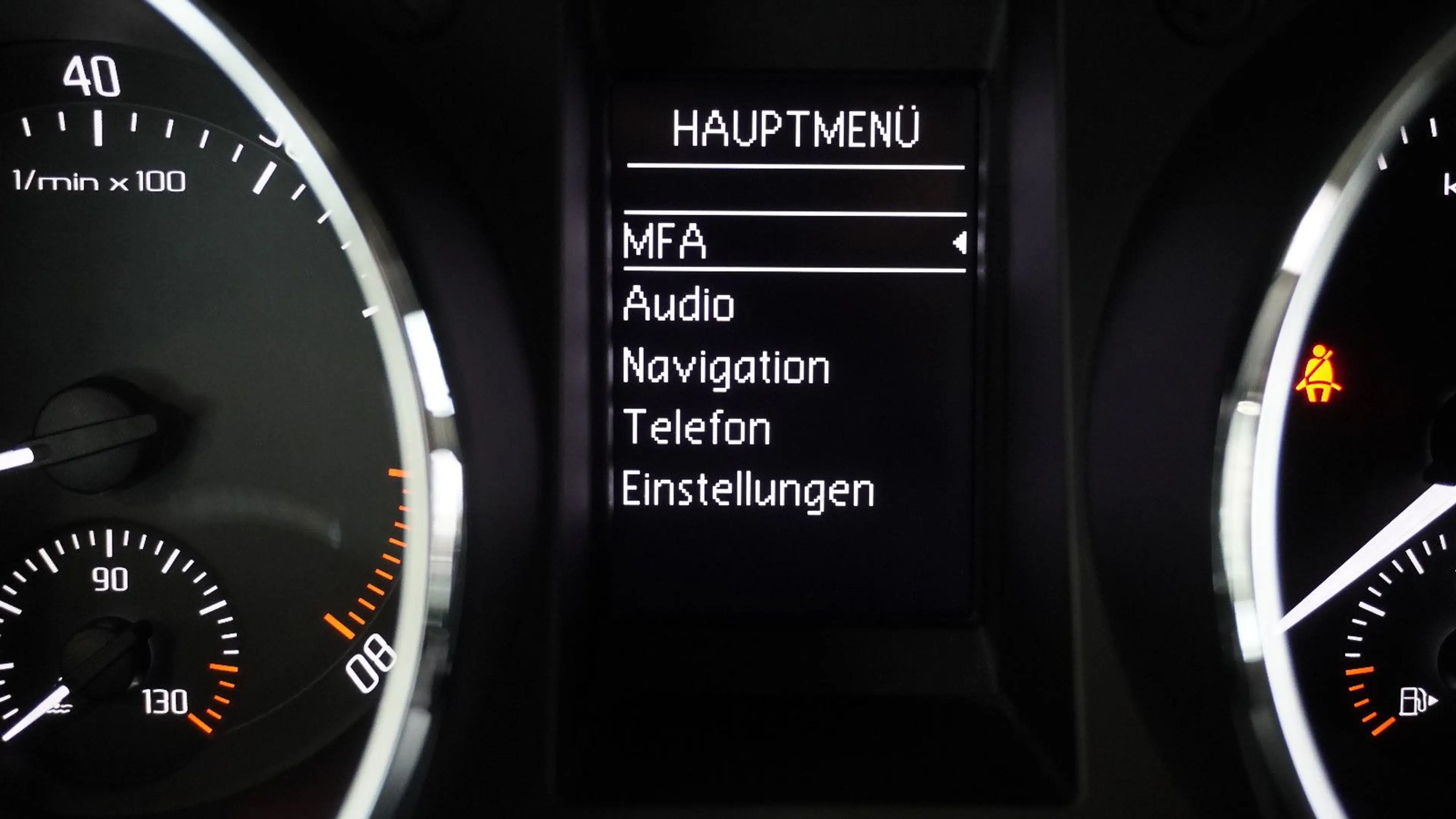 Skoda Yeti Style 4x4*BI-XENON*NAVI* — photo 15