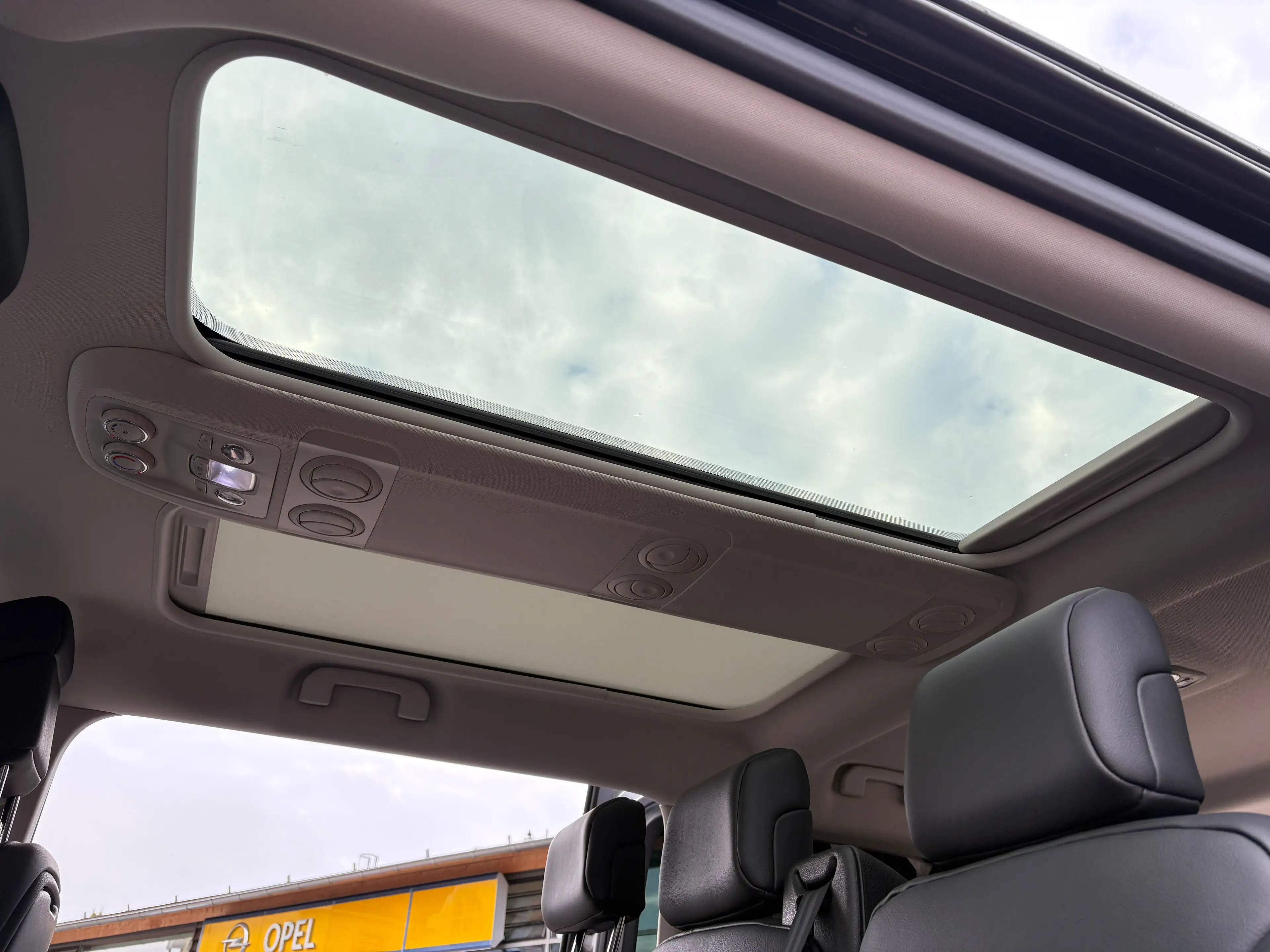 Opel Zafira Life M 2.2 Diesel GS Automatik 8-Sitzer — photo 8