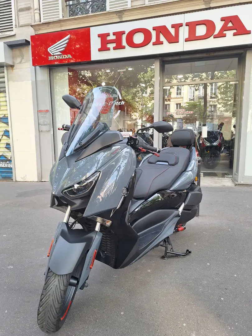 Yamaha X-Max 300 Grau - 1
