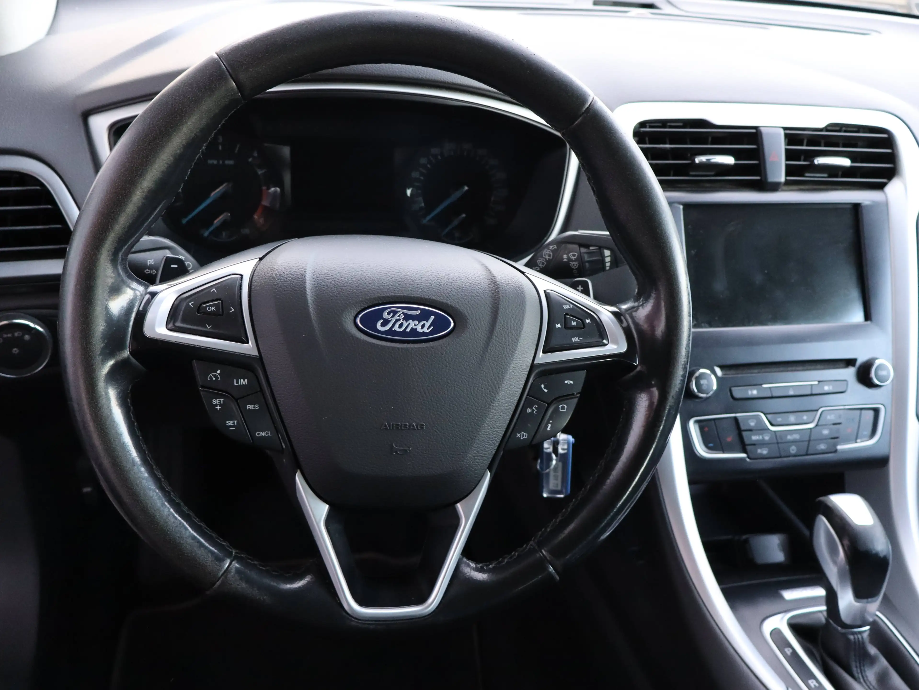 Ford Mondeo Turnier 2.0 TDCi PowerShift-Aut BUSINESS EDITION *AHK*LED*NAVI* — photo 10