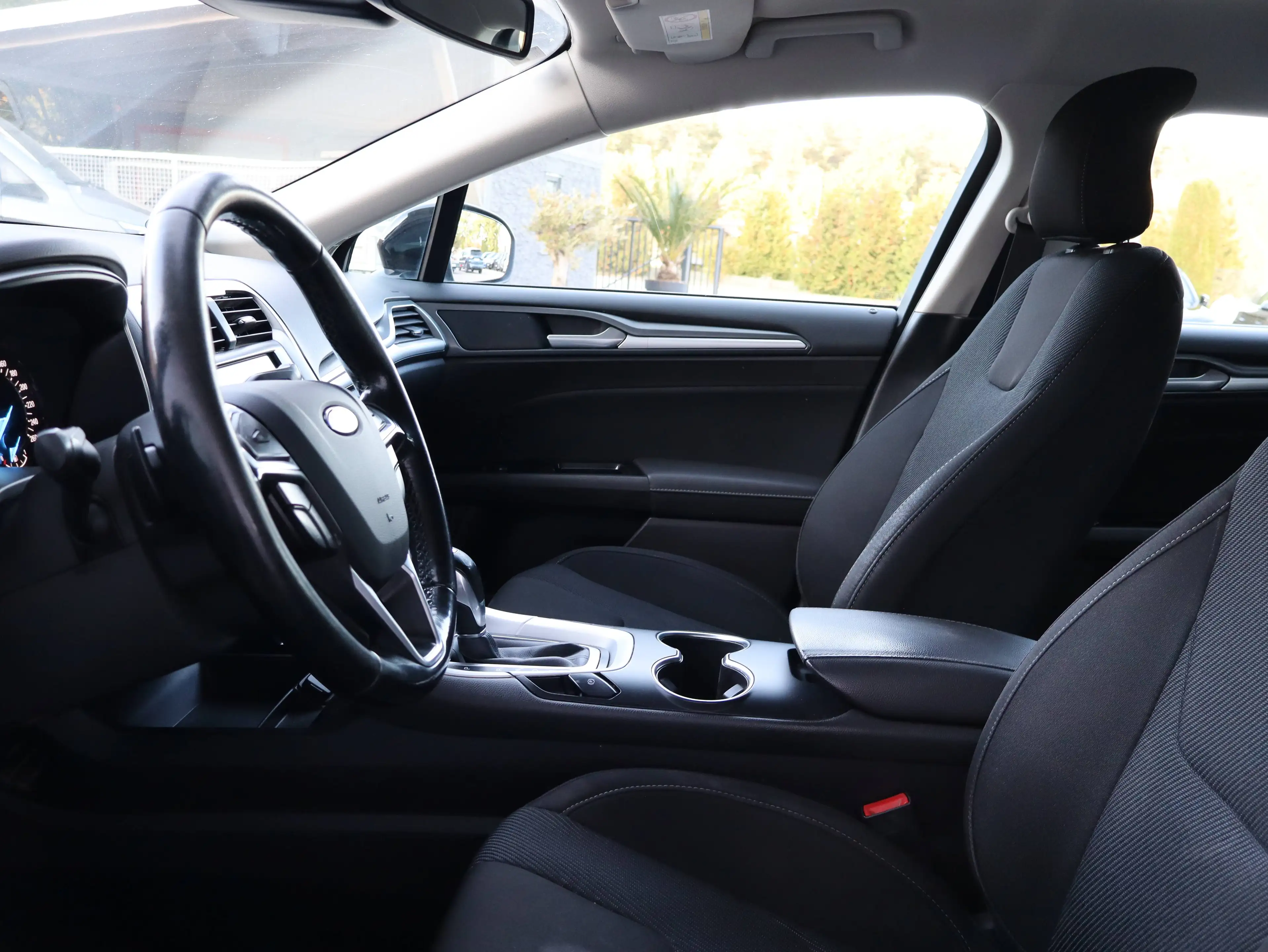 Ford Mondeo Turnier 2.0 TDCi PowerShift-Aut BUSINESS EDITION *AHK*LED*NAVI* — photo 9