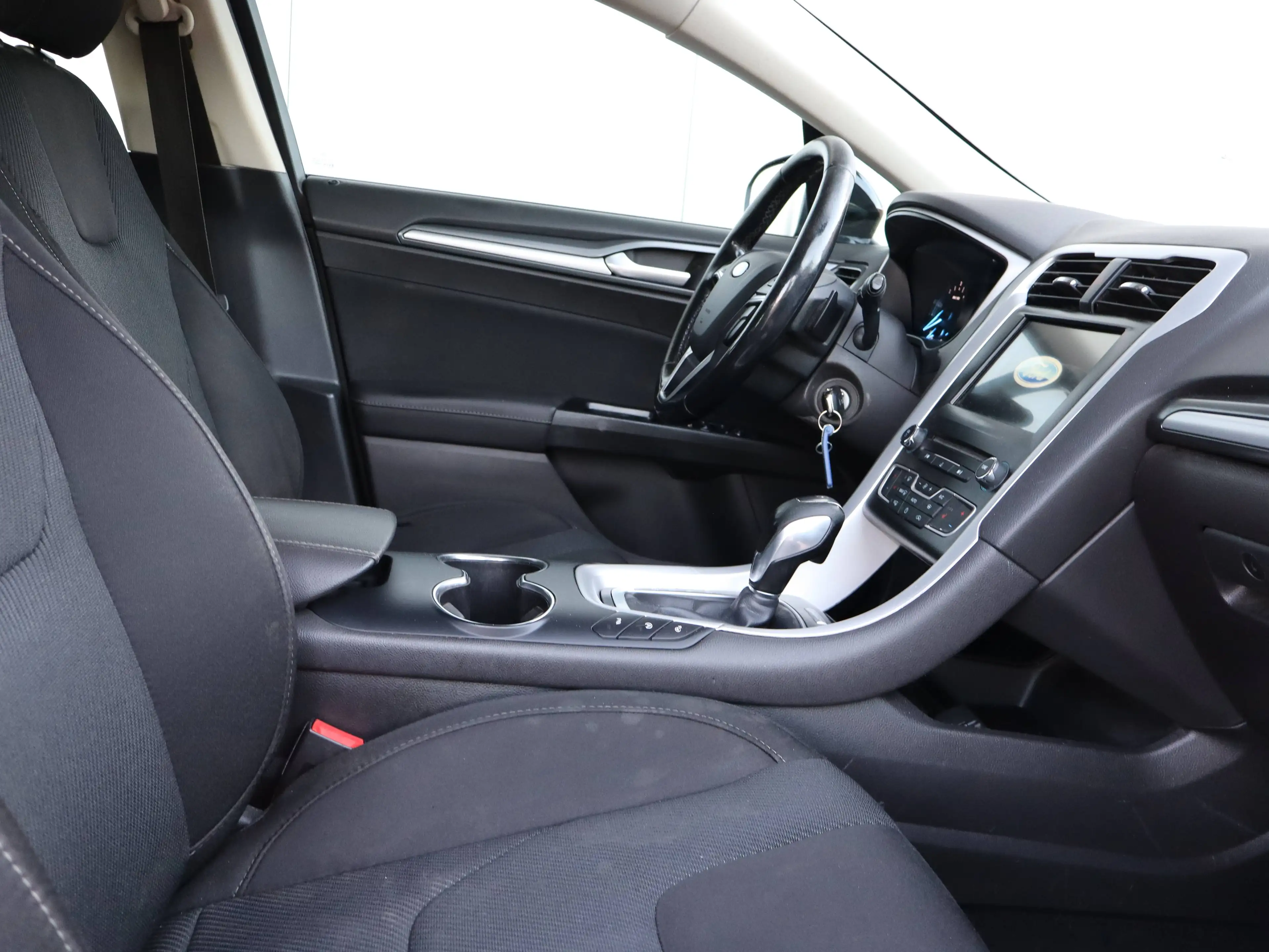 Ford Mondeo Turnier 2.0 TDCi PowerShift-Aut BUSINESS EDITION *AHK*LED*NAVI* — photo 11