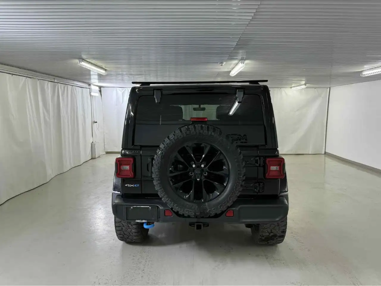 Jeep Wrangler снимка Jeep Wrangler