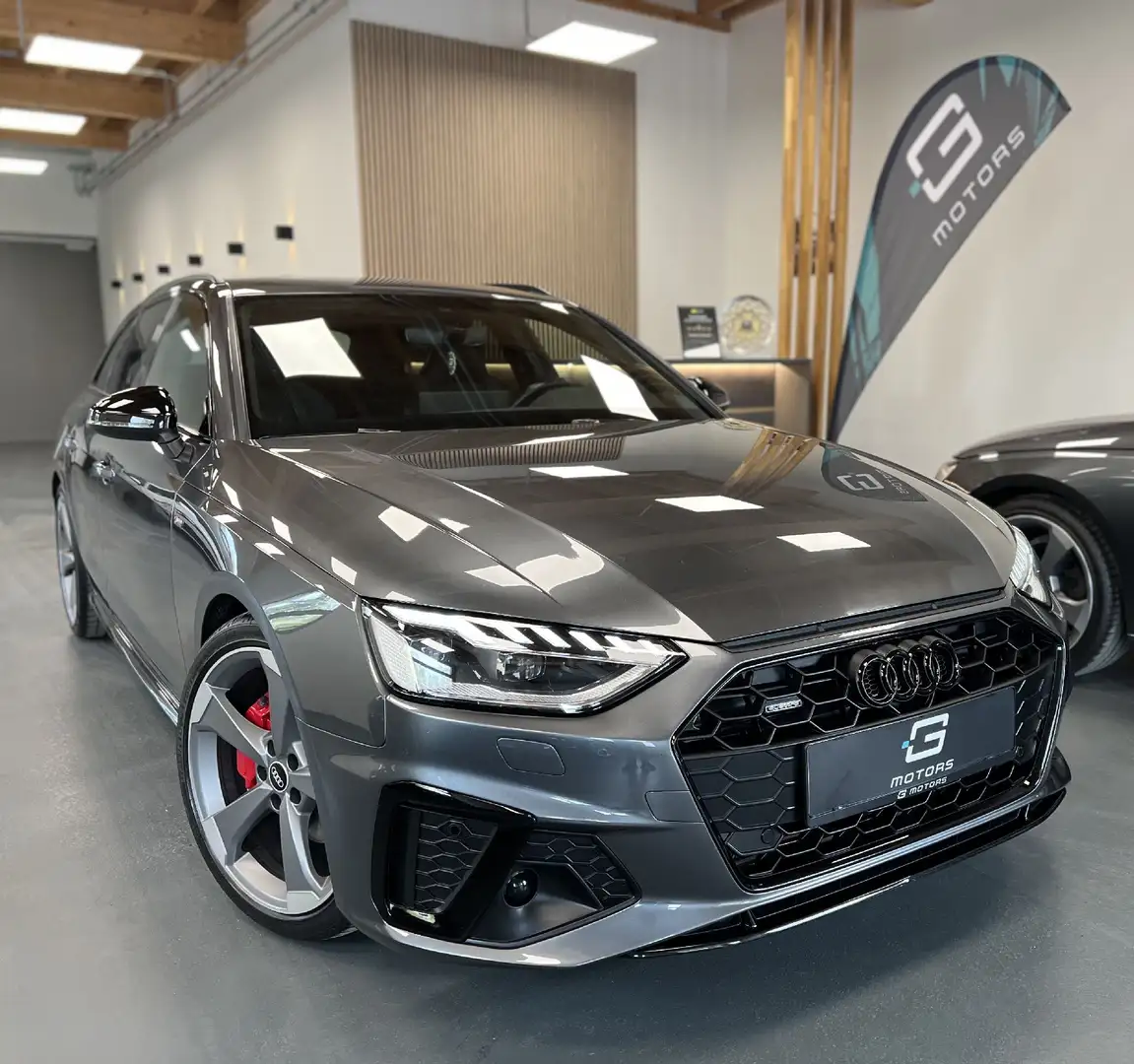 Audi A4 40 TFSI SPORT QUATTRO COMPETITION S-SITZE B&O MAT Grau - 1