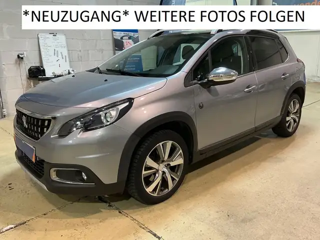 Peugeot 2008 PureTech 110 GPF KAMERA NAVI PANO CARPLAY LEDER