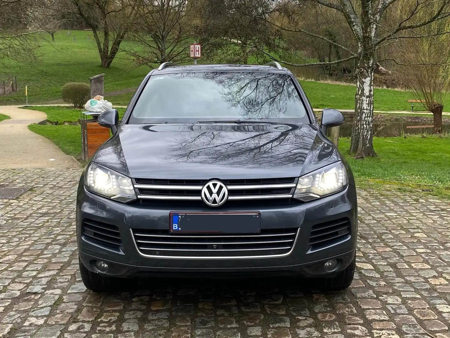 Volkswagen Touareg 3.0 Panoramique Gris - 2