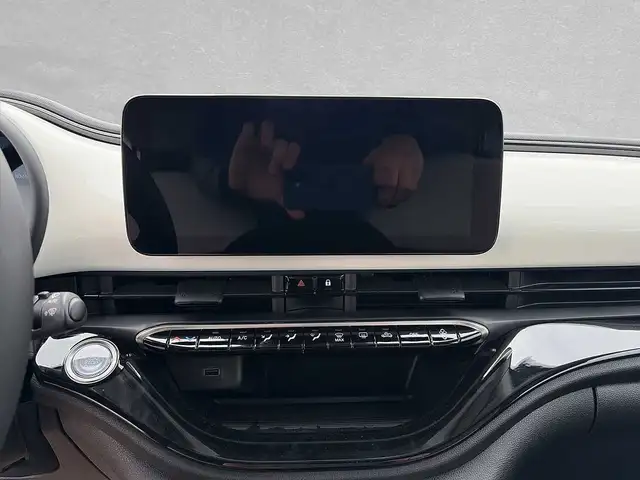 Fiat 500e view 12