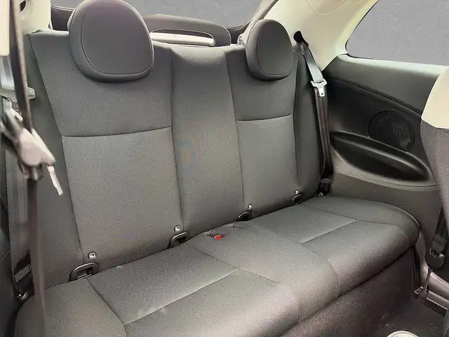 Fiat 500e view 8
